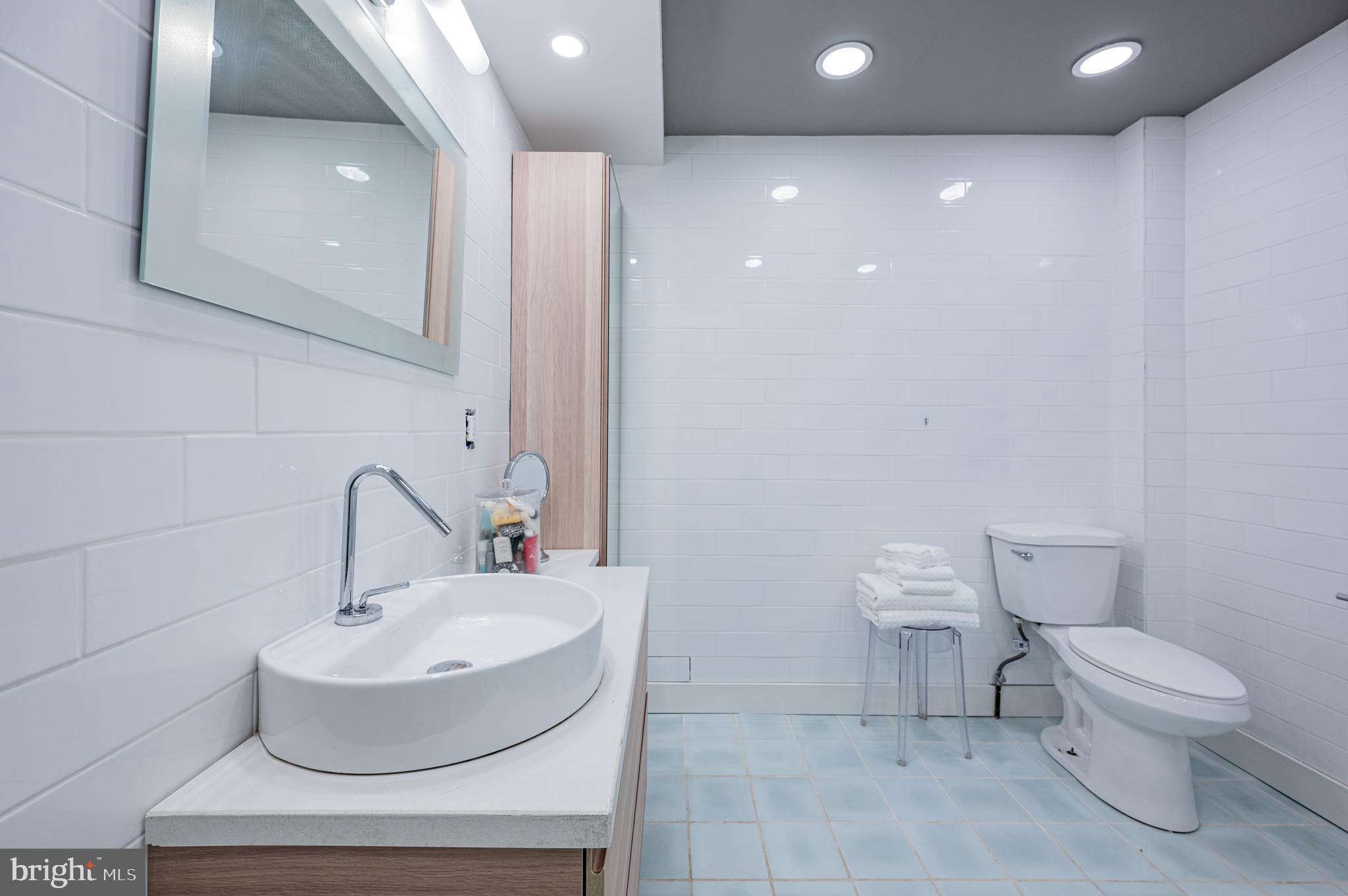 2244 Crest Road Baltimore, MD 21209 - Photo 36 of 88