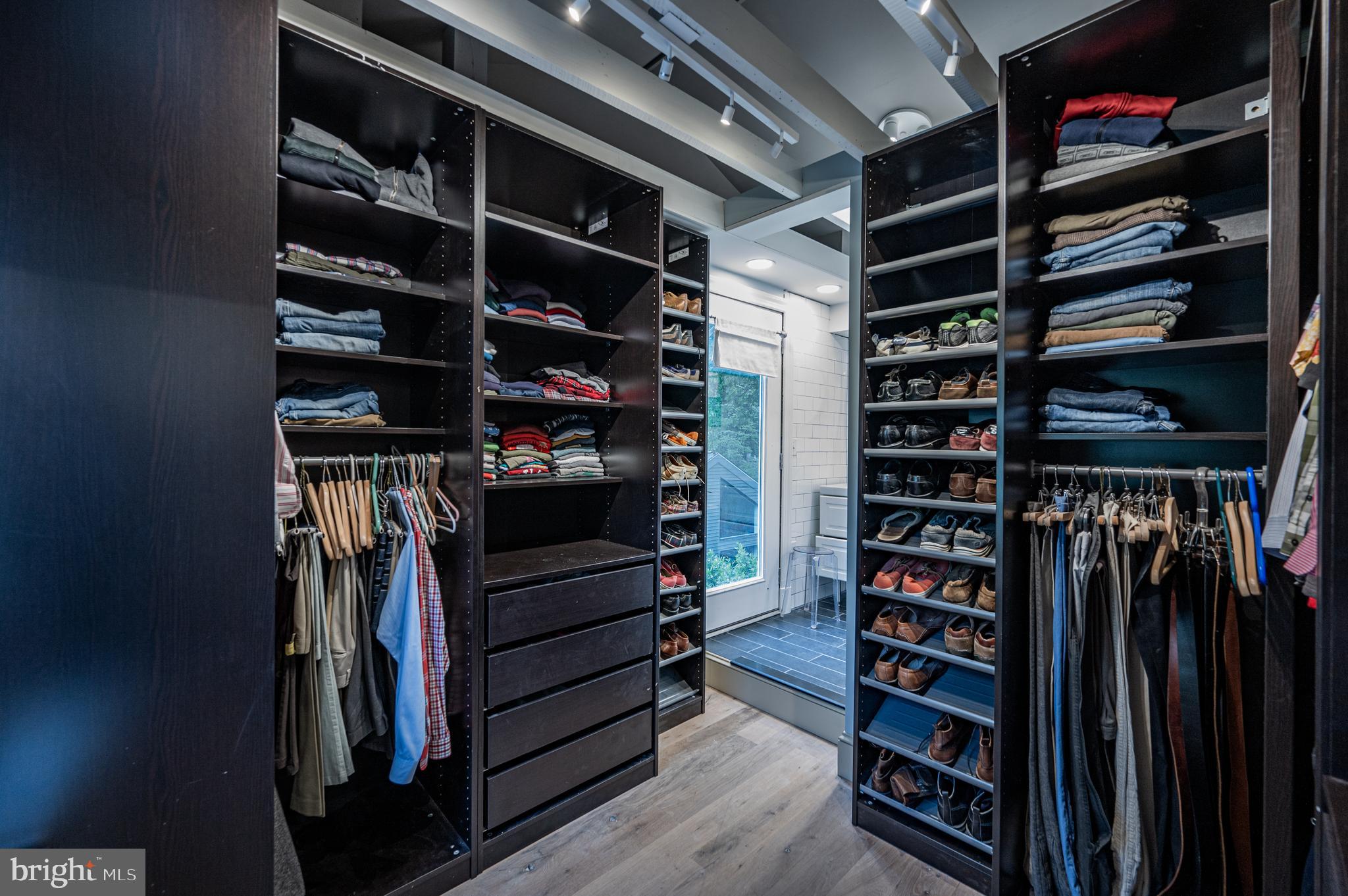 2244 Crest Road Baltimore, MD 21209 - Photo 40 of 88