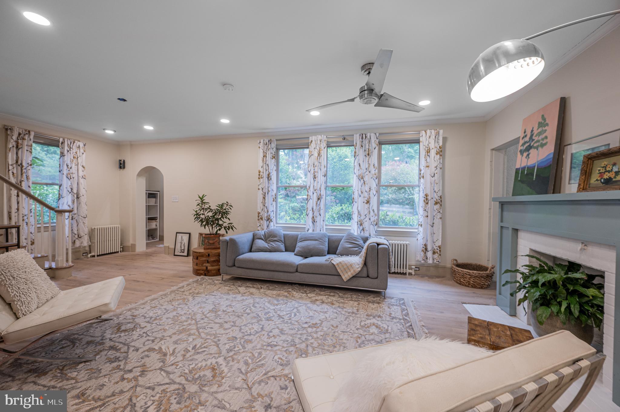 2244 Crest Road Baltimore, MD 21209 - Photo 10 of 88