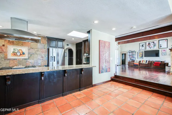 $950,000 | Undisclosed Address, El Paso, TX 79922