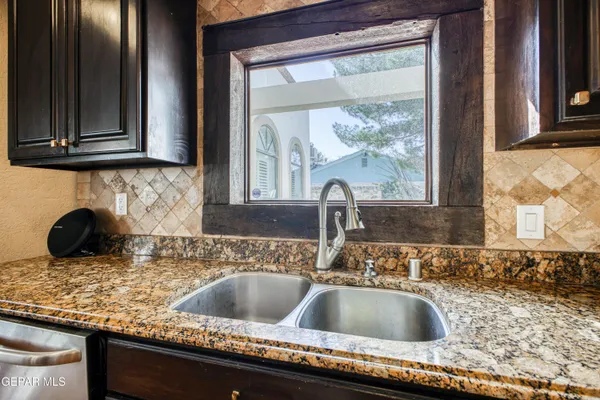 $950,000 | Undisclosed Address, El Paso, TX 79922