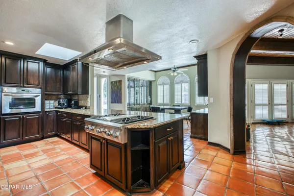 $950,000 | Undisclosed Address, El Paso, TX 79922