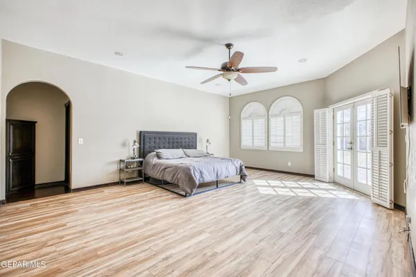 $950,000 | Undisclosed Address, El Paso, TX 79922