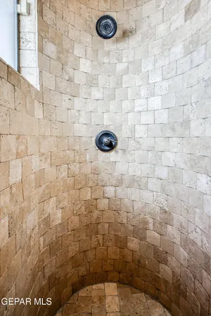 $950,000 | Undisclosed Address, El Paso, TX 79922