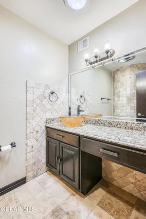 $950,000 | Undisclosed Address, El Paso, TX 79922