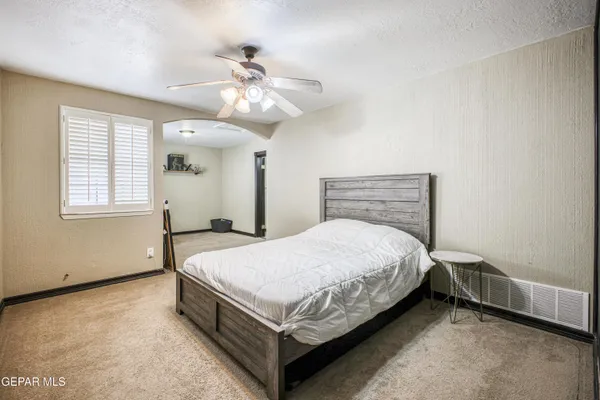 $950,000 | Undisclosed Address, El Paso, TX 79922