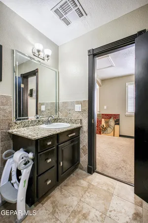 $950,000 | Undisclosed Address, El Paso, TX 79922