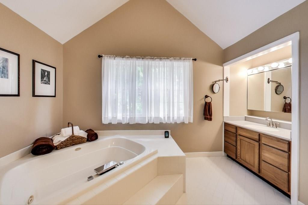 9 Carter Road Shrewsbury, MA 01545 - Photo 23 of 39 Gallery Image 23