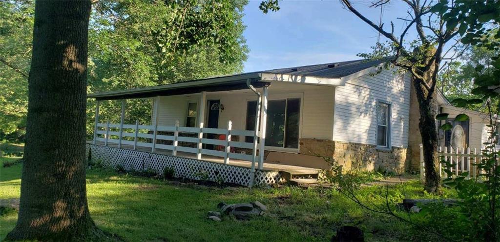 9041 West Georgetown Road Columbus, IN 47201 - Photo 2 of 45