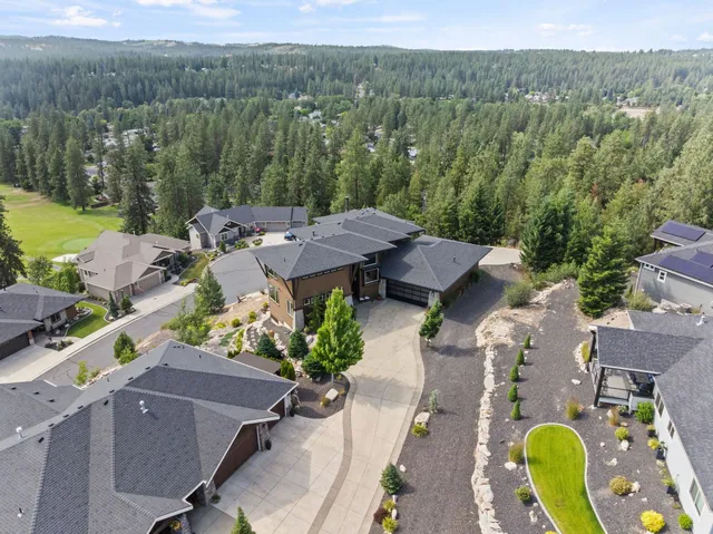 $1,450,000 | 14210 North Wandermere Estates Lane, Spokane, WA 99208