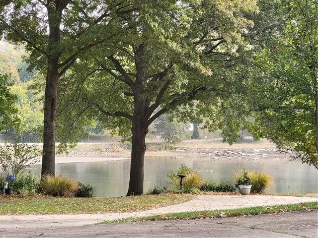 $489,950 | 6817 Lakeshore Drive, Raytown, MO 64133