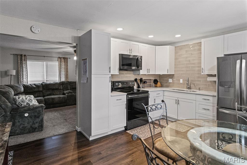 113 George Street Brighton, IL 62012 - Photo 11 of 33