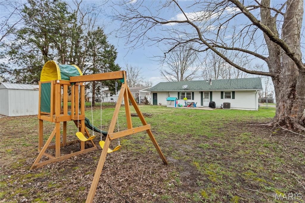 113 George Street Brighton, IL 62012 - Photo 21 of 33