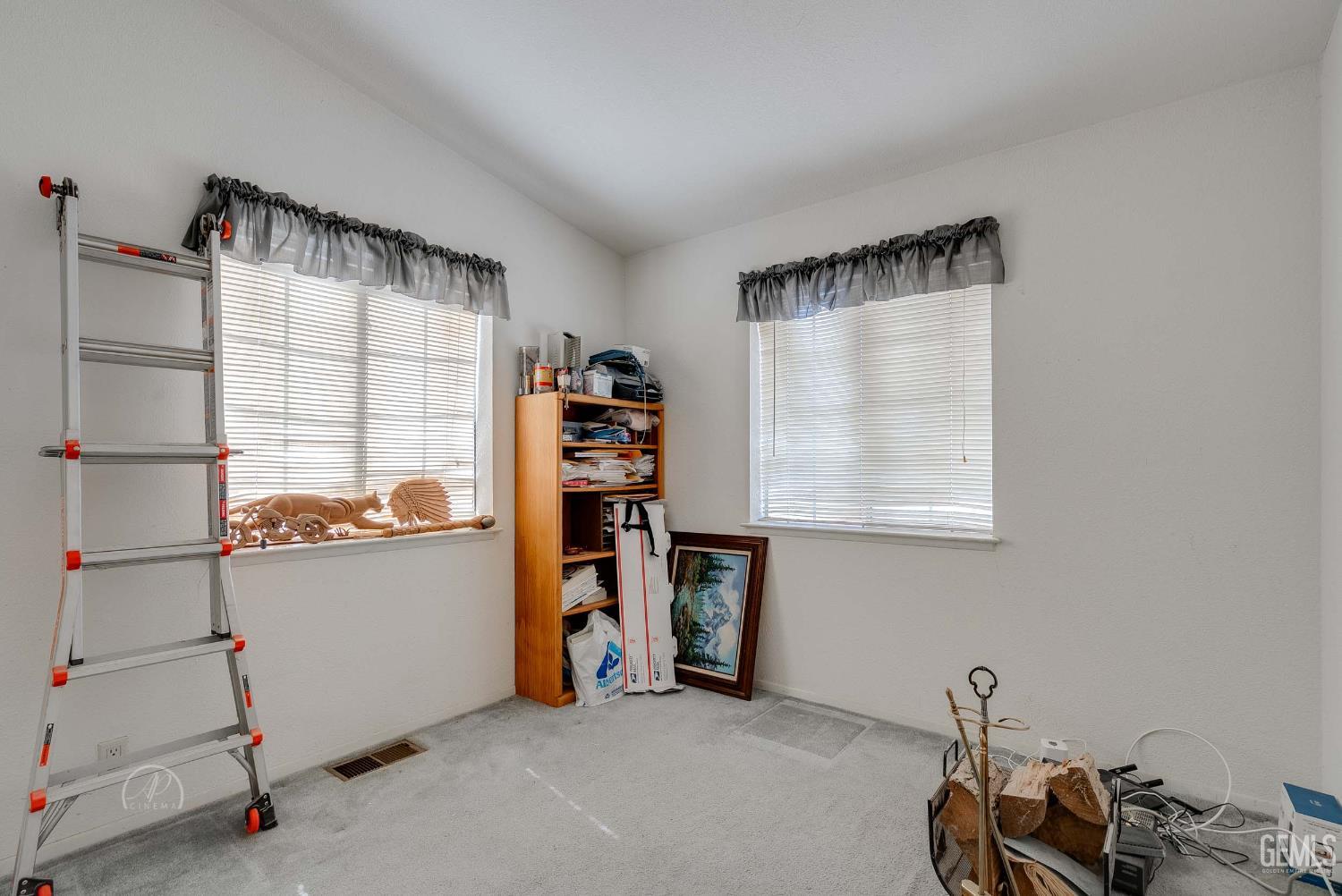 Undisclosed Address Taft, CA 93268 - Photo 8 of 25 GUEST BEDROOM 1