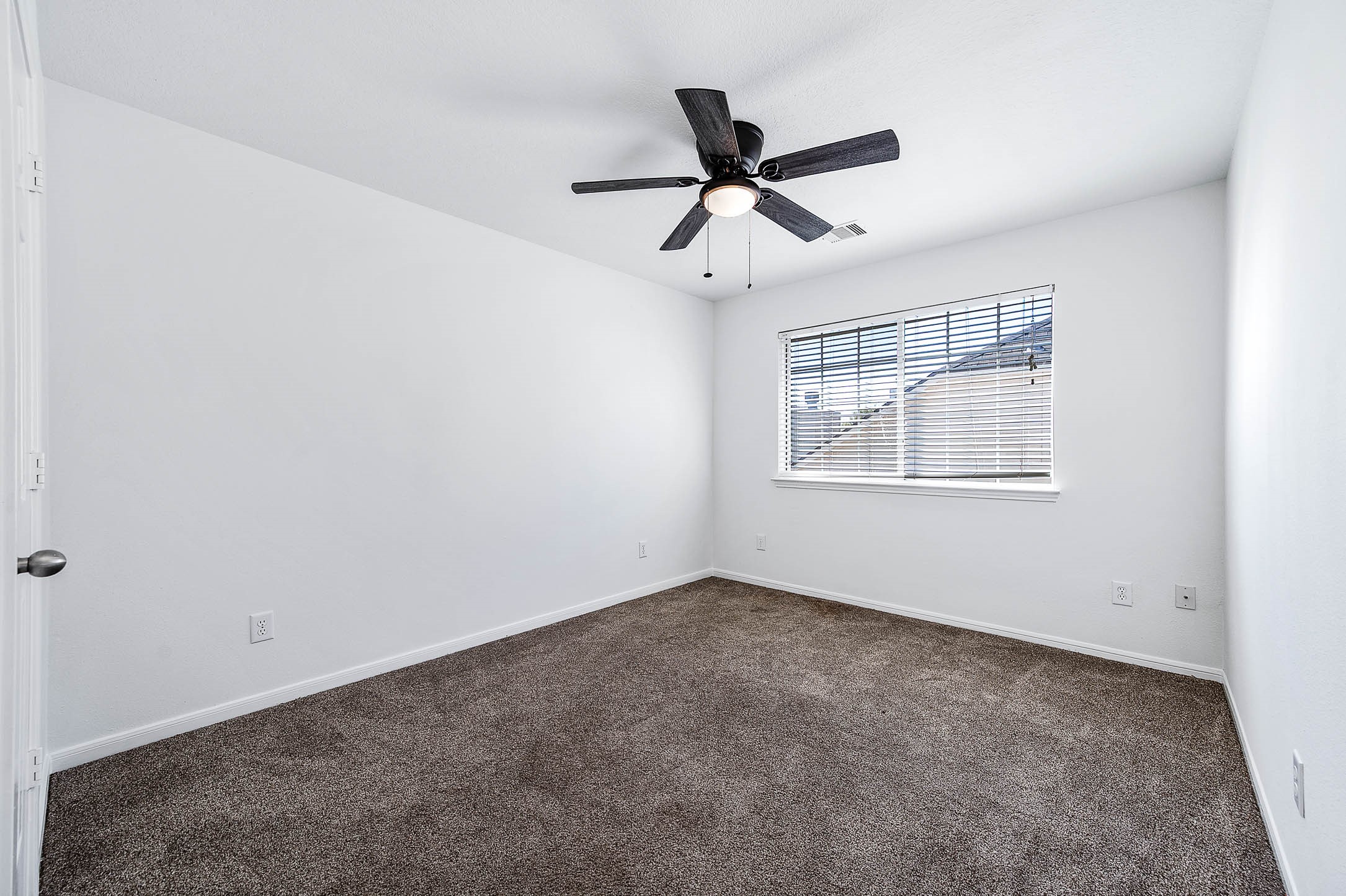13402 Timber Oak Court Rosharon, TX 77583 - Photo 26 of 34 a view of an empty room