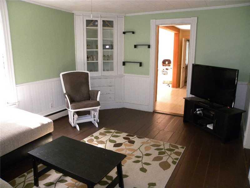 4 Skeetfield Road Oxford, ME 04270 - Photo 13 of 19 Living Room.