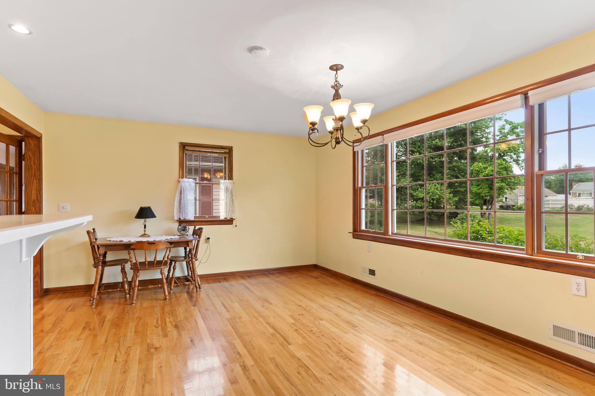 3049 Spring Road Carlisle, PA 17013 - Photo 15 of 60
