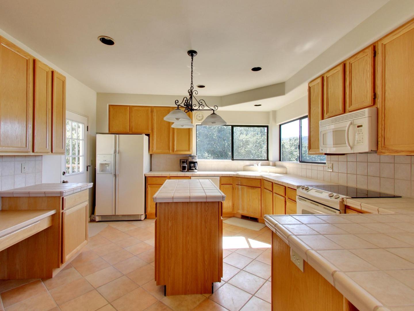 20470 Parrott Ranch Road Carmel Valley, CA 93924 - Photo 6 of 50 Gallery Image 6