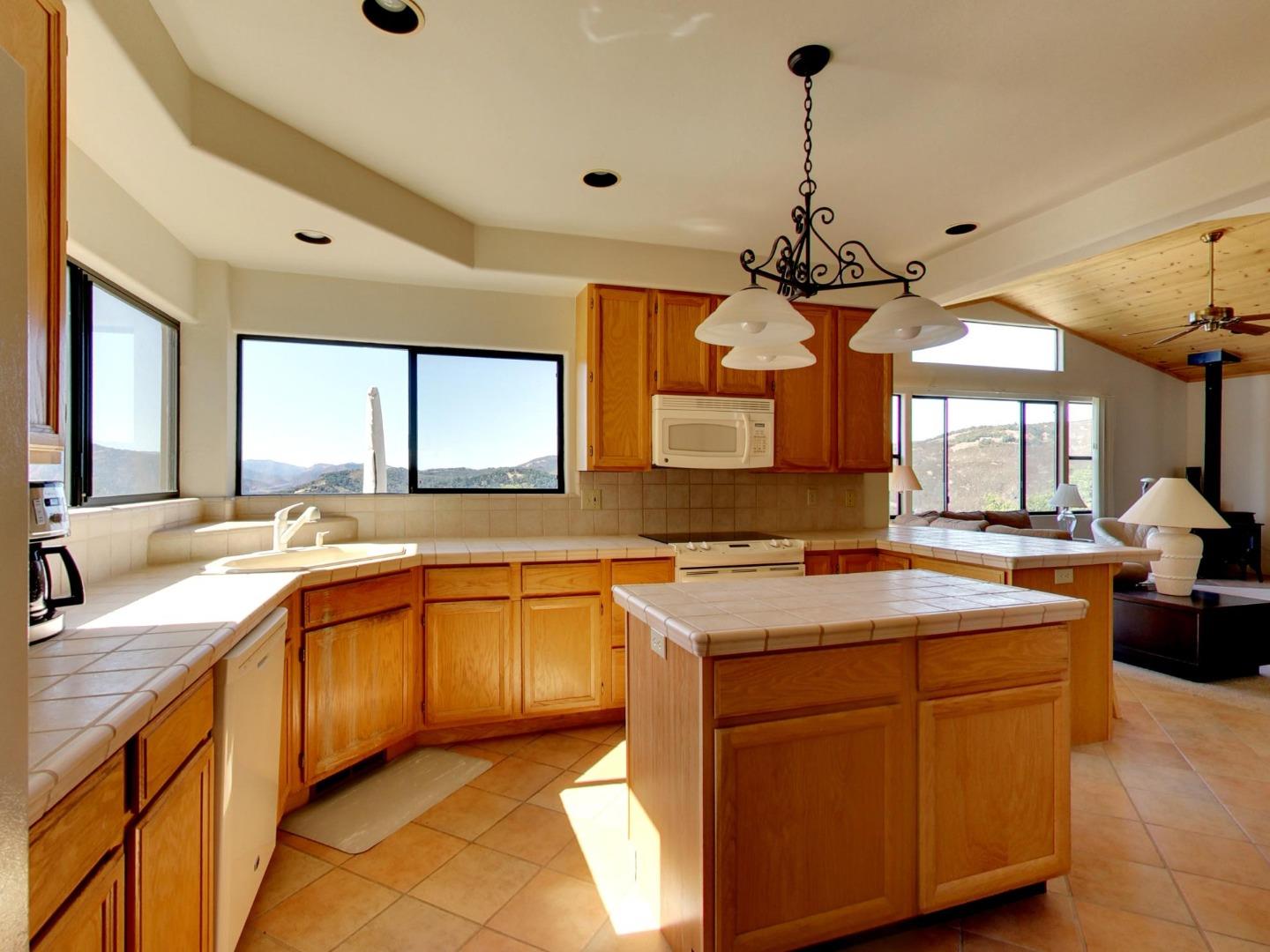 20470 Parrott Ranch Road Carmel Valley, CA 93924 - Photo 8 of 50 Gallery Image 8
