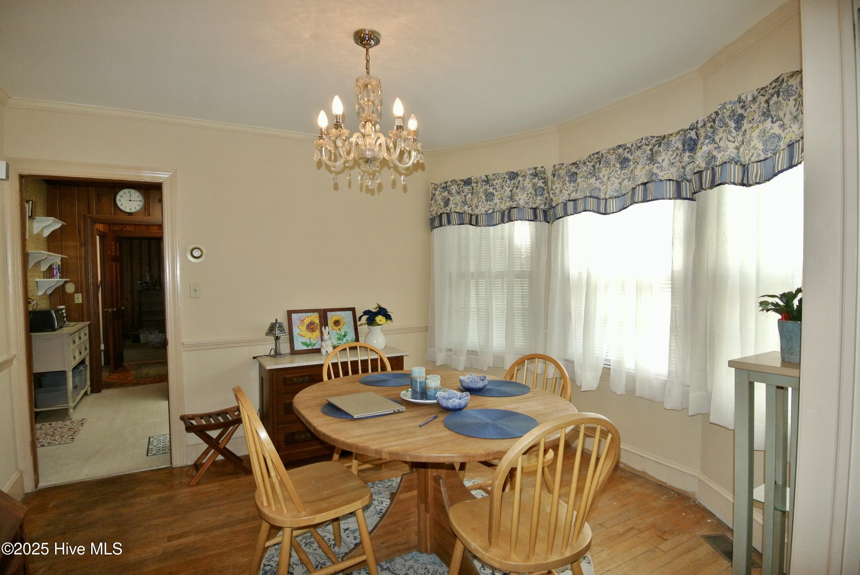 1813 Tryon Road New Bern, NC 28560 - Photo 21 of 30 Informal dining room off of kitchen