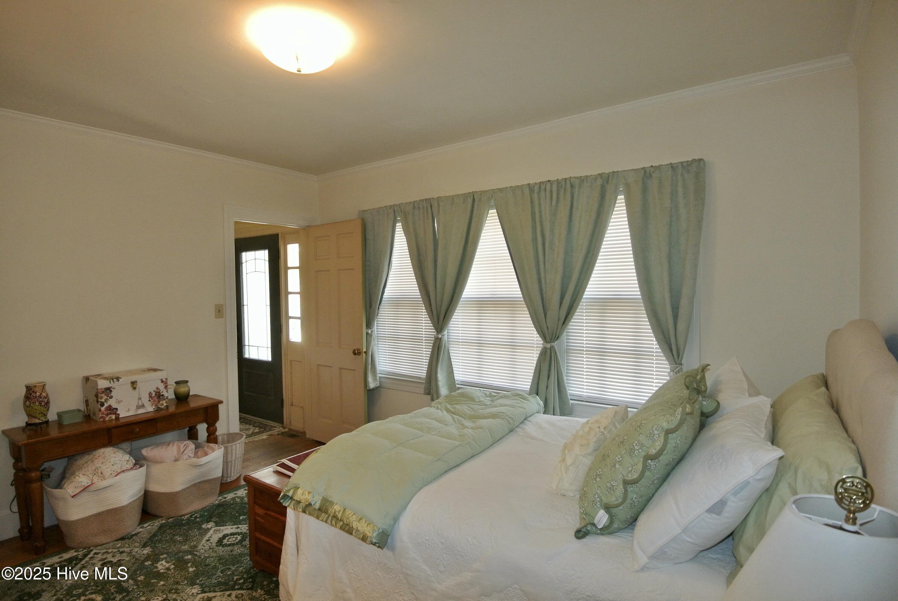 1813 Tryon Road New Bern, NC 28560 - Photo 24 of 30 Downstairs Bedroom #1