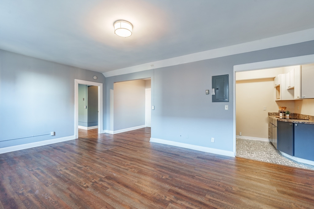 140 Chestnut Street, Unit 308 Springfield, MA 01103 - Photo 5 of 25 Gallery Image 5