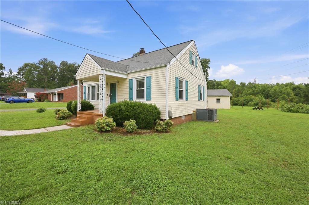 404 Glen Raven Road Burlington, NC 27217 - Photo 24 of 33