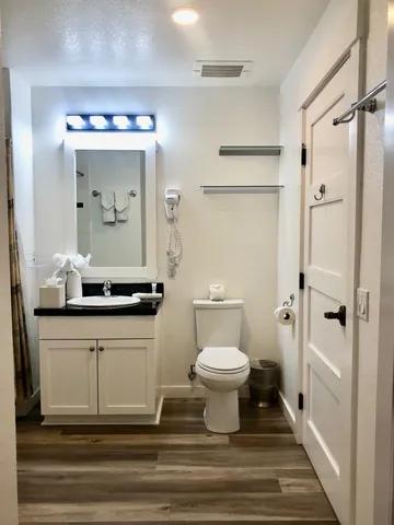 $815,000 | 100 Canyon Boulevard, Unit 3414, Mammoth Lakes, CA 93546