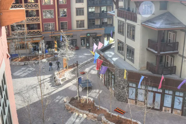 $815,000 | 100 Canyon Boulevard, Unit 3414, Mammoth Lakes, CA 93546