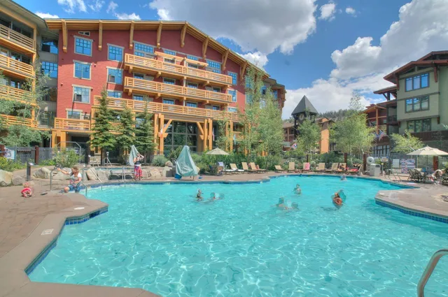 $815,000 | 100 Canyon Boulevard, Unit 3414, Mammoth Lakes, CA 93546