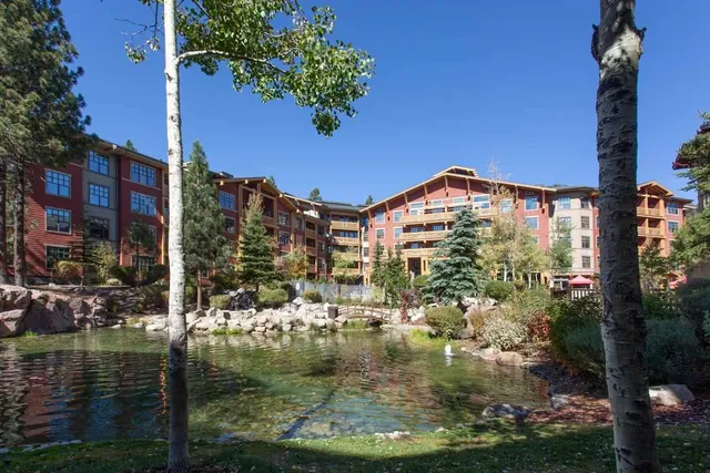 $815,000 | 100 Canyon Boulevard, Unit 3414, Mammoth Lakes, CA 93546
