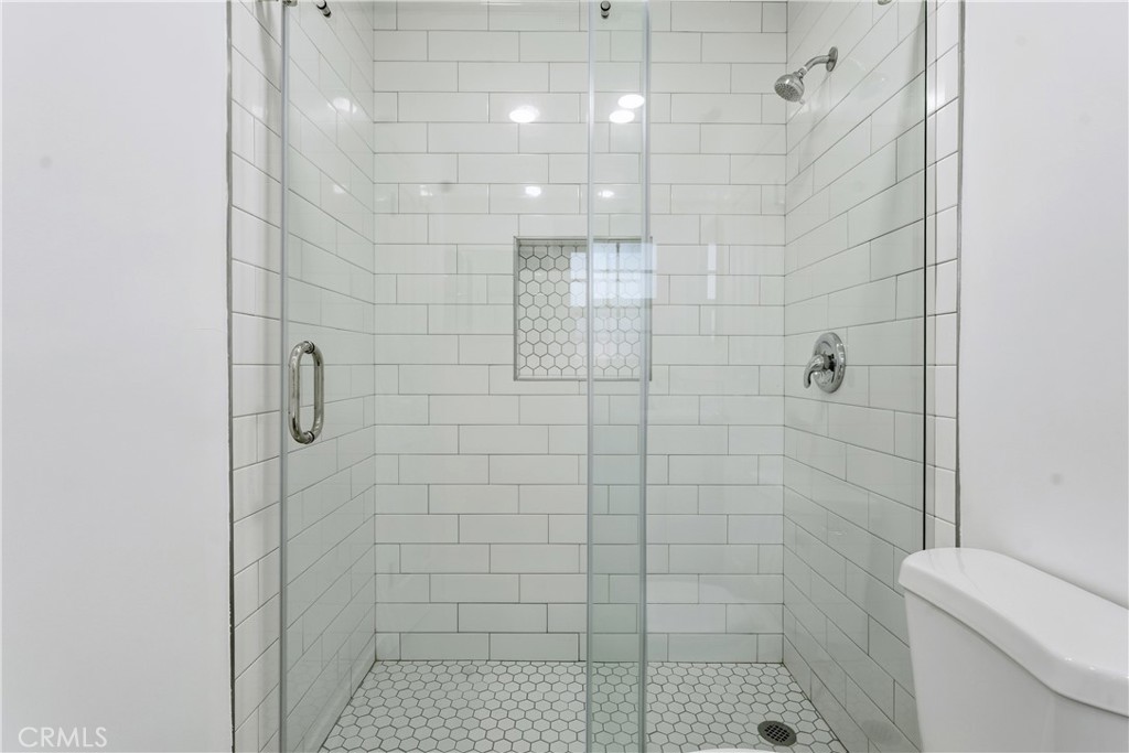 5550 Penland Road Hidden Hills, CA 91302 - Photo 29 of 55 Hollywood Bathroom (2)