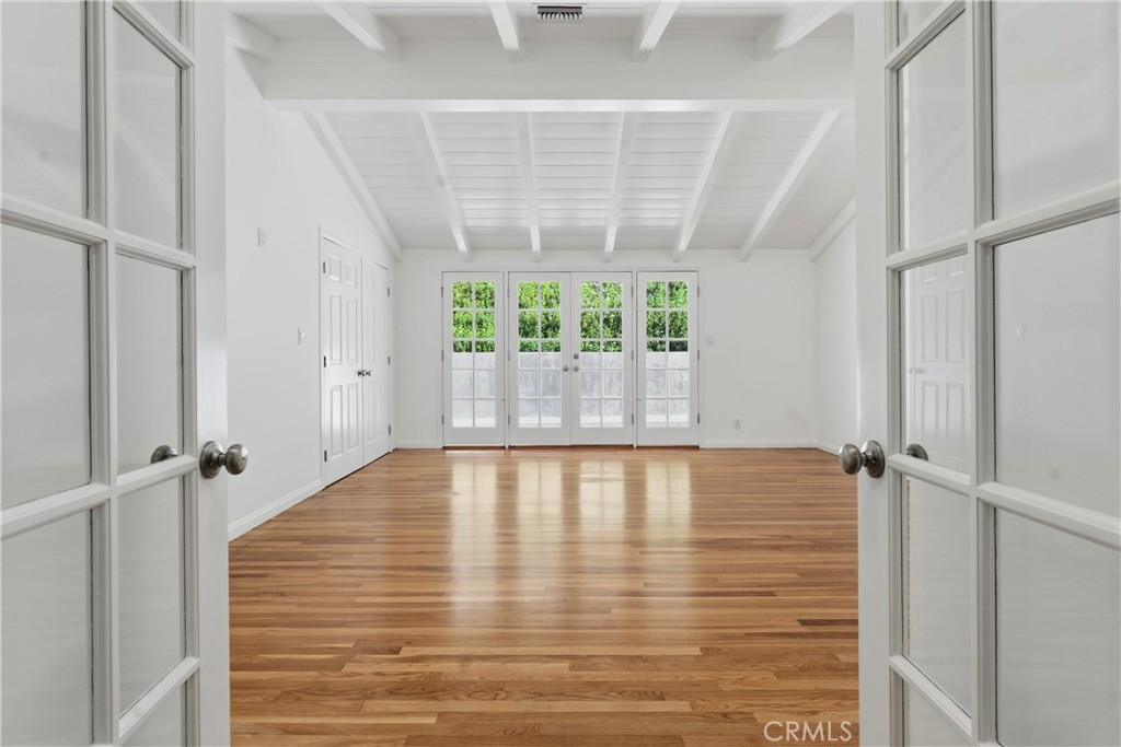 5550 Penland Road Hidden Hills, CA 91302 - Photo 34 of 55 Primary Suite