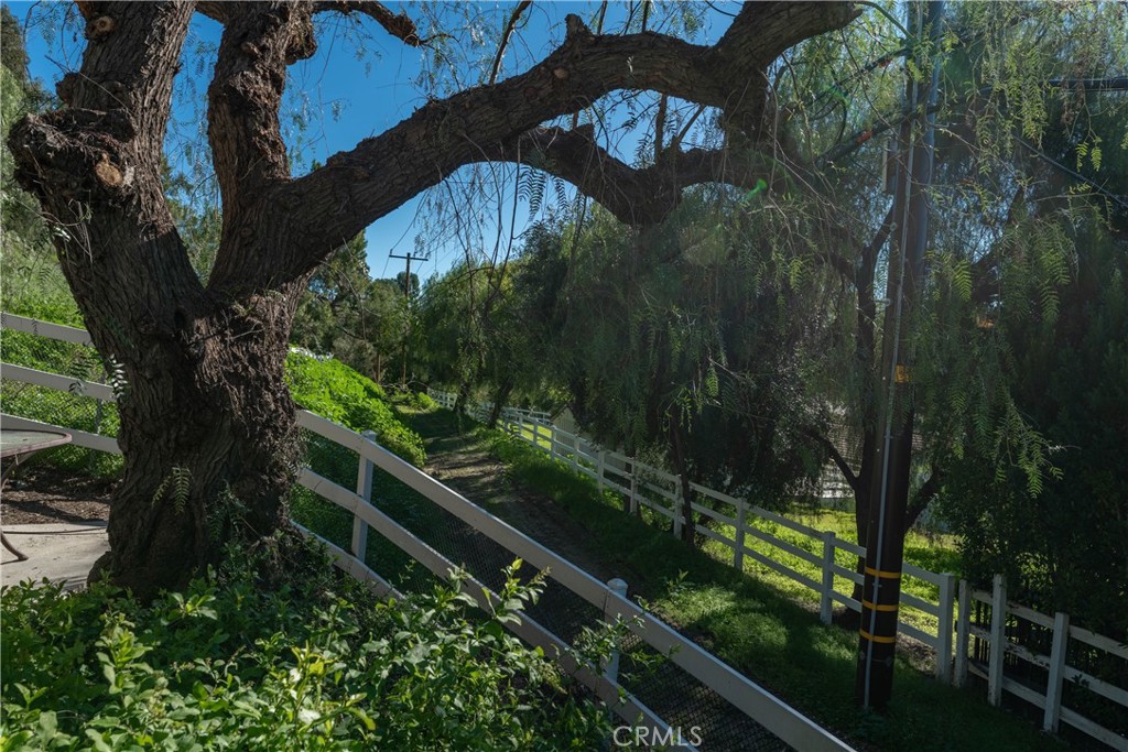 5550 Penland Road Hidden Hills, CA 91302 - Photo 55 of 55 On Site Beauty