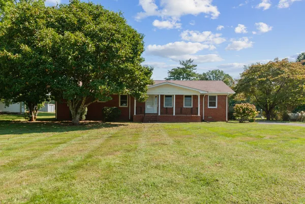 $275,000 | 4099 Owl Hollow Road, Belvidere, TN 37306