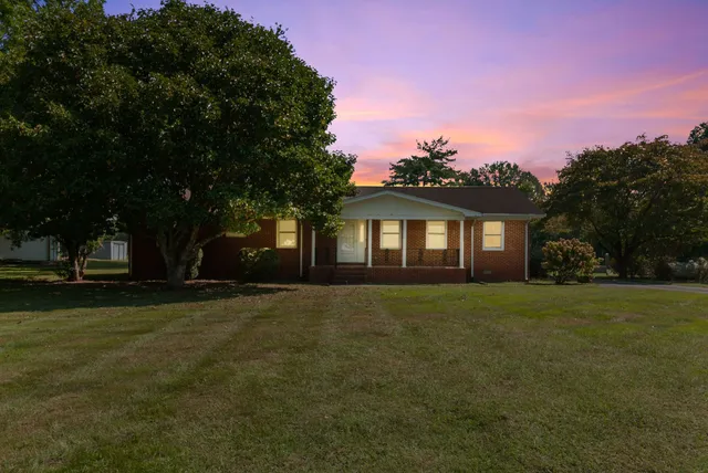 $275,000 | 4099 Owl Hollow Road, Belvidere, TN 37306