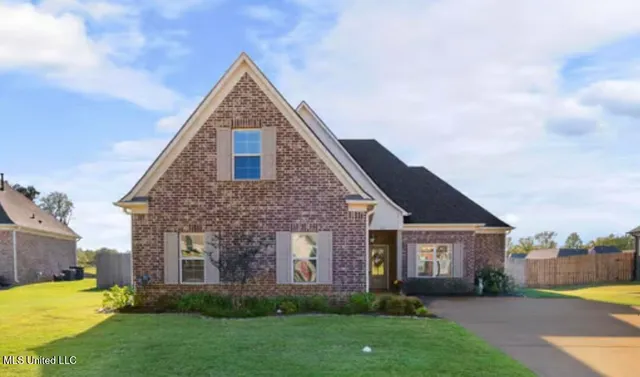 $344,000 | 1221 Howell Way, Hernando, MS 38632
