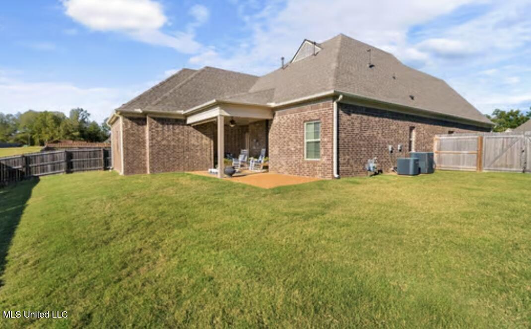 1221 Howell Way Hernando, MS 38632 - Photo 28 of 38 IMG_3317