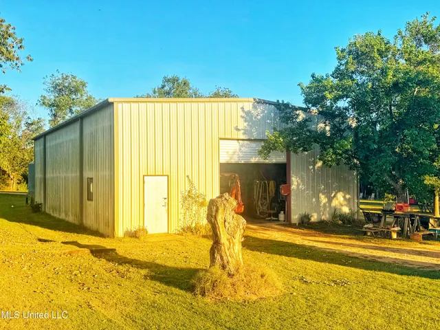 $420,000 | 698 Diamond Ridge Road, Clarksdale, MS 38614