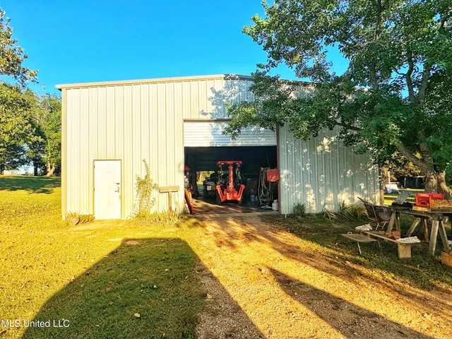 $420,000 | 698 Diamond Ridge Road, Clarksdale, MS 38614