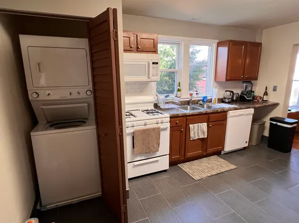 $3,695 | 1011 Central Avenue, Unit 2, Wilmette, IL 60091