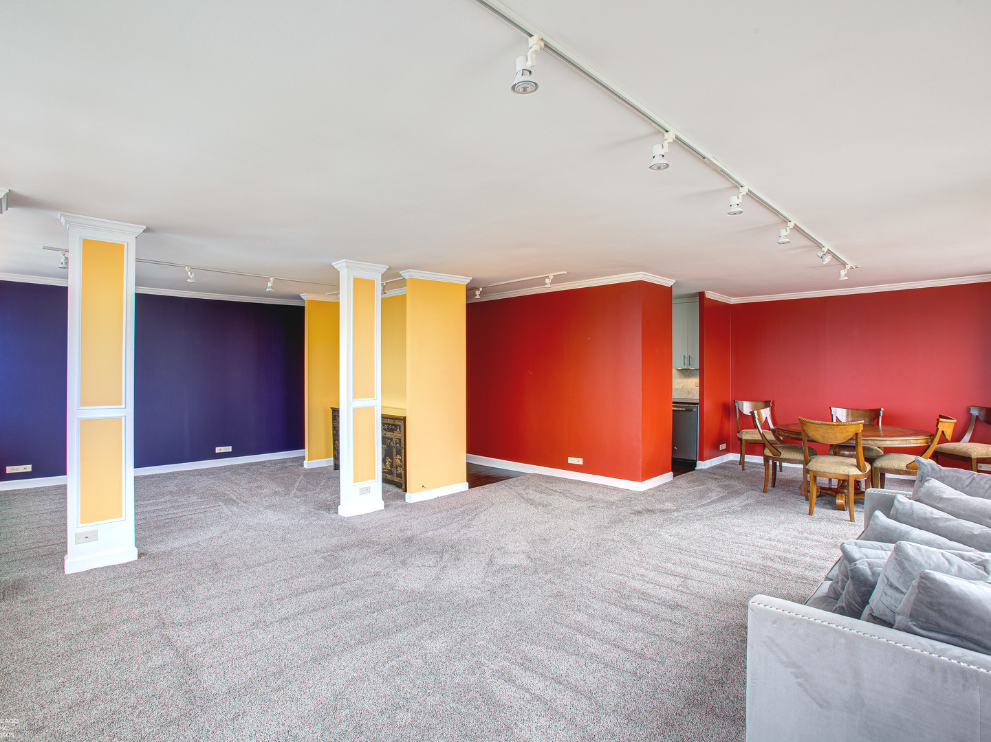 1700 East 56th Street, Unit 2907 Chicago, IL 60637 - Photo 3 of 17 a view of an empty room with window