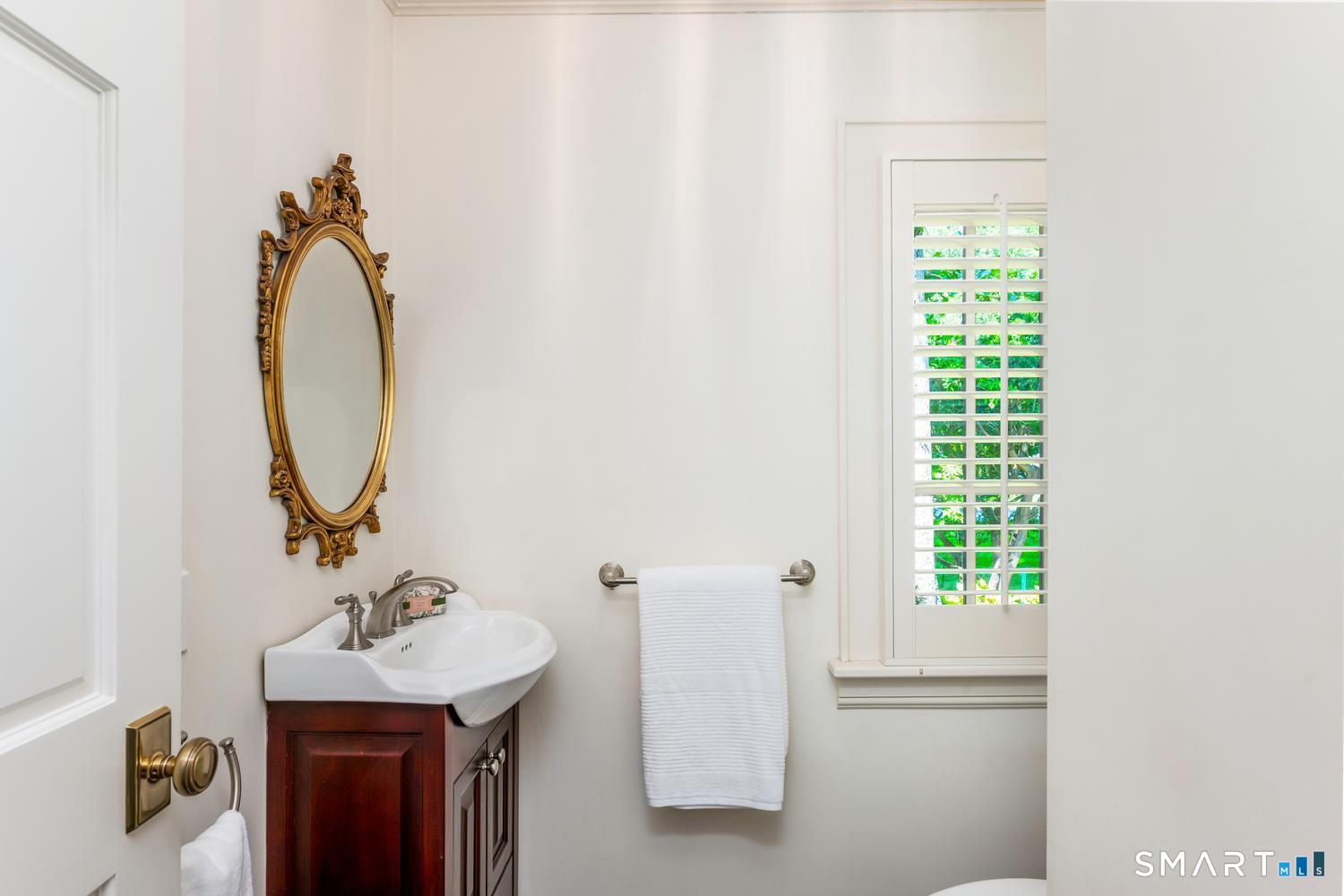 30 Birch Road Darien, CT 06820 - Photo 18 of 38 Gallery Image 18