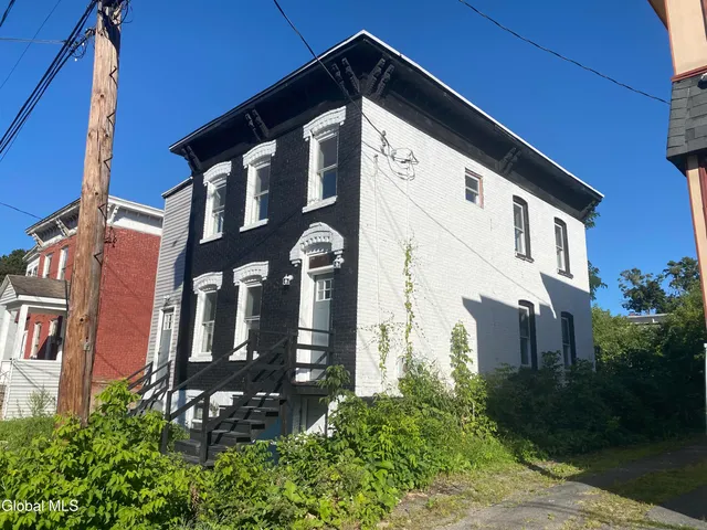 $215,000 | 30 Kline Street, Amsterdam, NY 12010