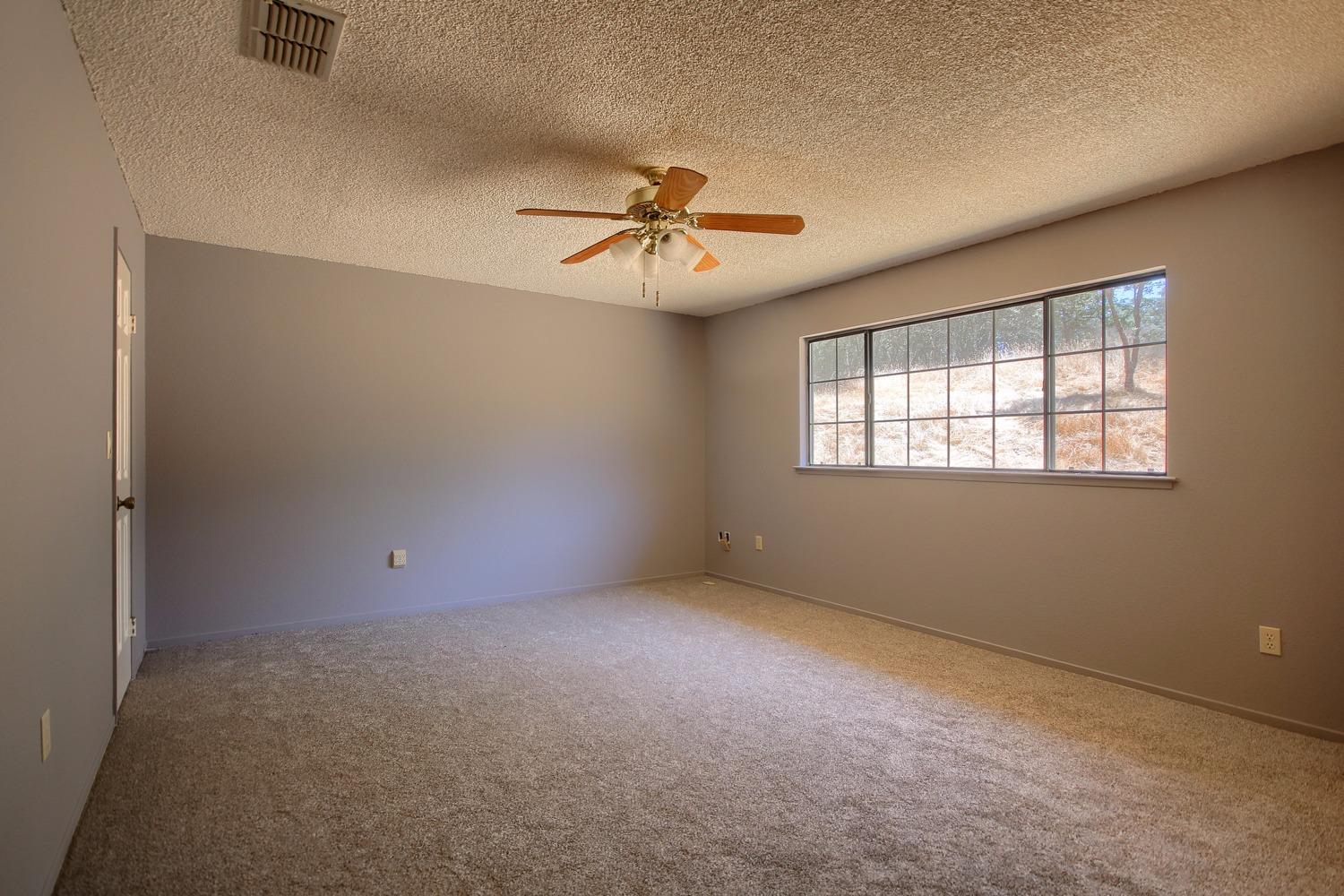 31367 Sioux Road Coarsegold, CA 93614 - Photo 9 of 29 Gallery Image 9