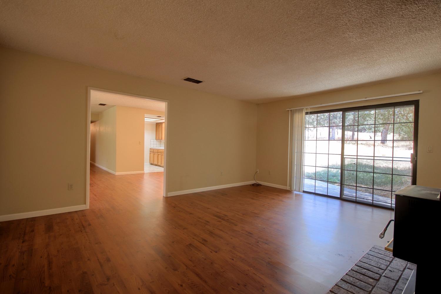 31367 Sioux Road Coarsegold, CA 93614 - Photo 10 of 29 Gallery Image 10
