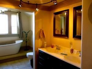 2221 Highway 83 Delafield, WI 53029 - Photo 38 of 43 Bath1