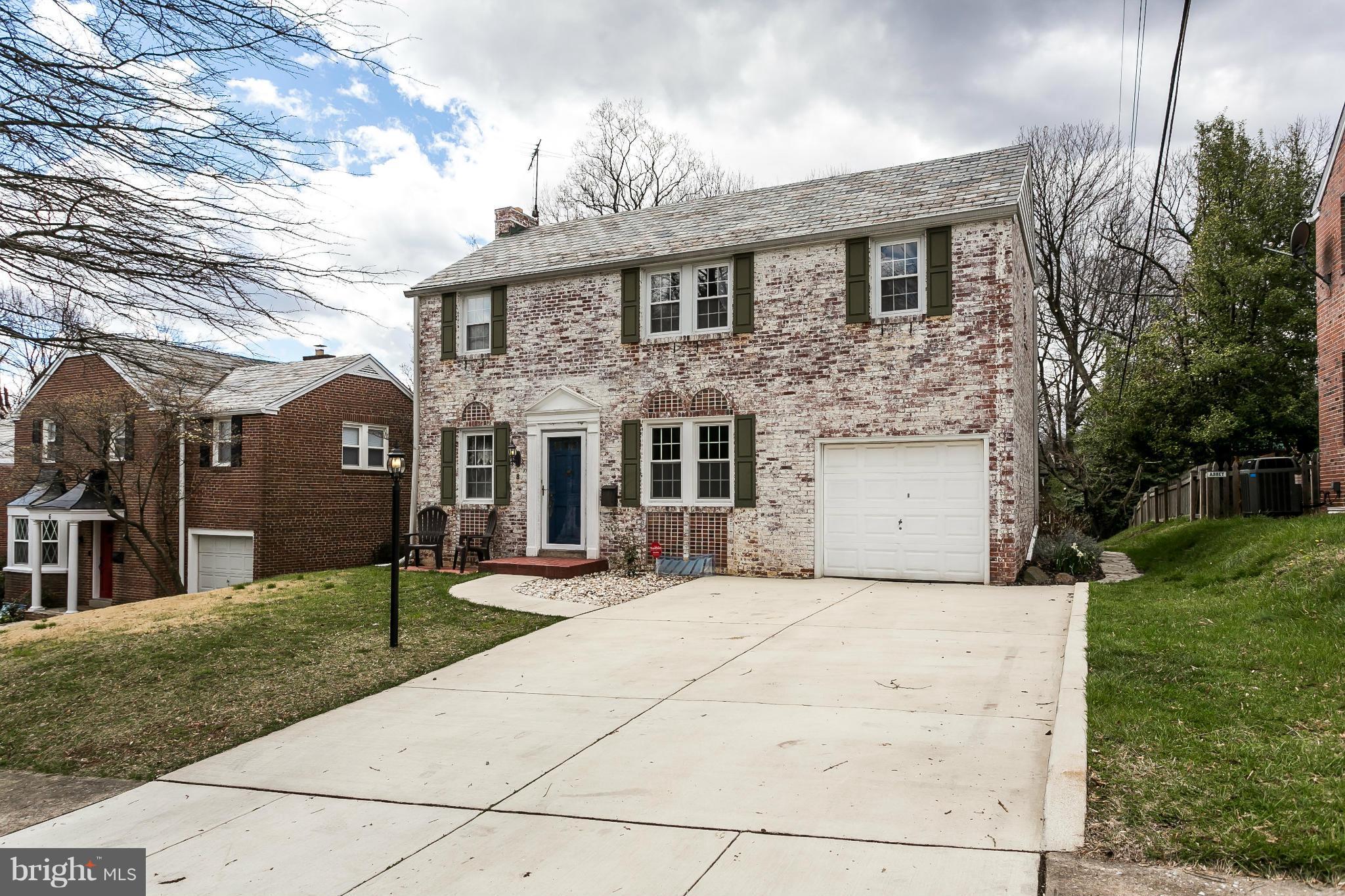 8 Dungarrie Road Catonsville, MD 21228 - Photo 1 of 30 Exterior (Front)
