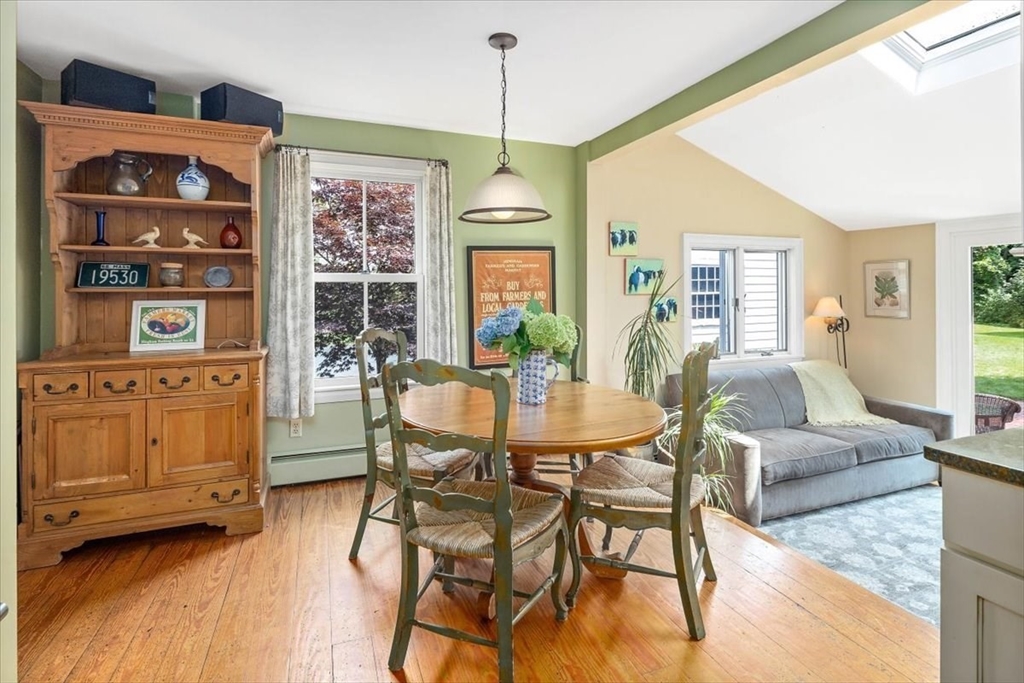 44 Spring Street Hingham, MA 02043 - Photo 16 of 31