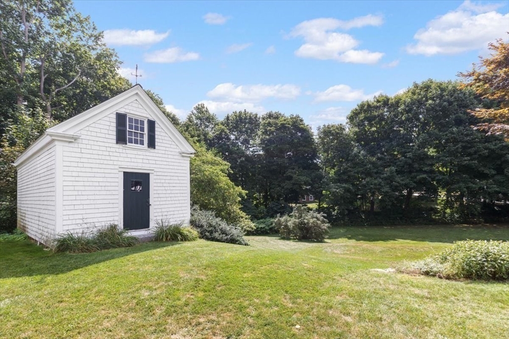 44 Spring Street Hingham, MA 02043 - Photo 24 of 31